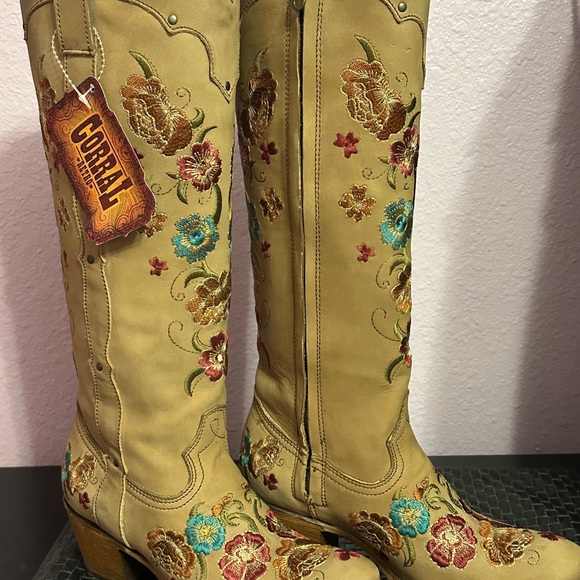 Corral Tall Women’s Boots NWT - Picture 3 of 5
